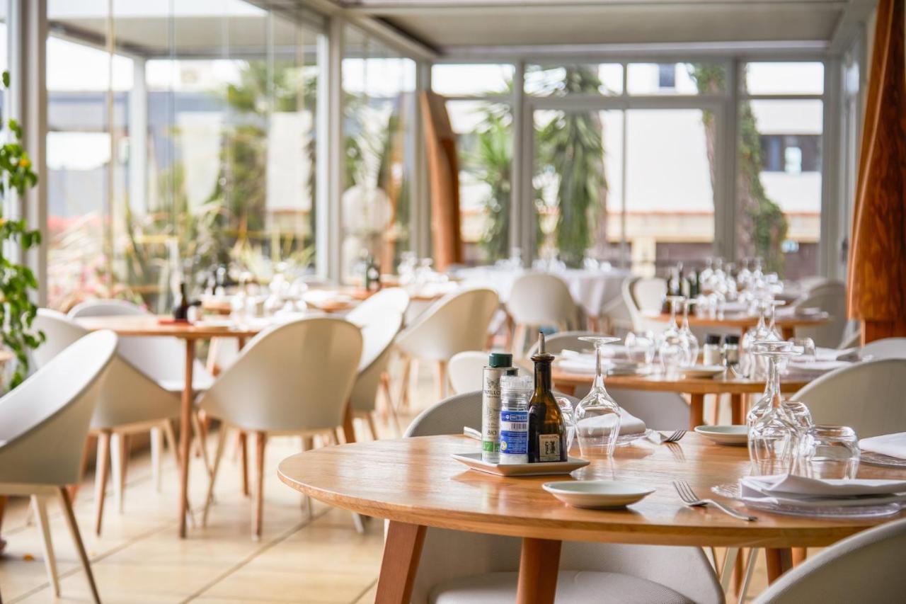 Holiday Inn Perpignan, An Ihg Hotel Zewnętrze zdjęcie