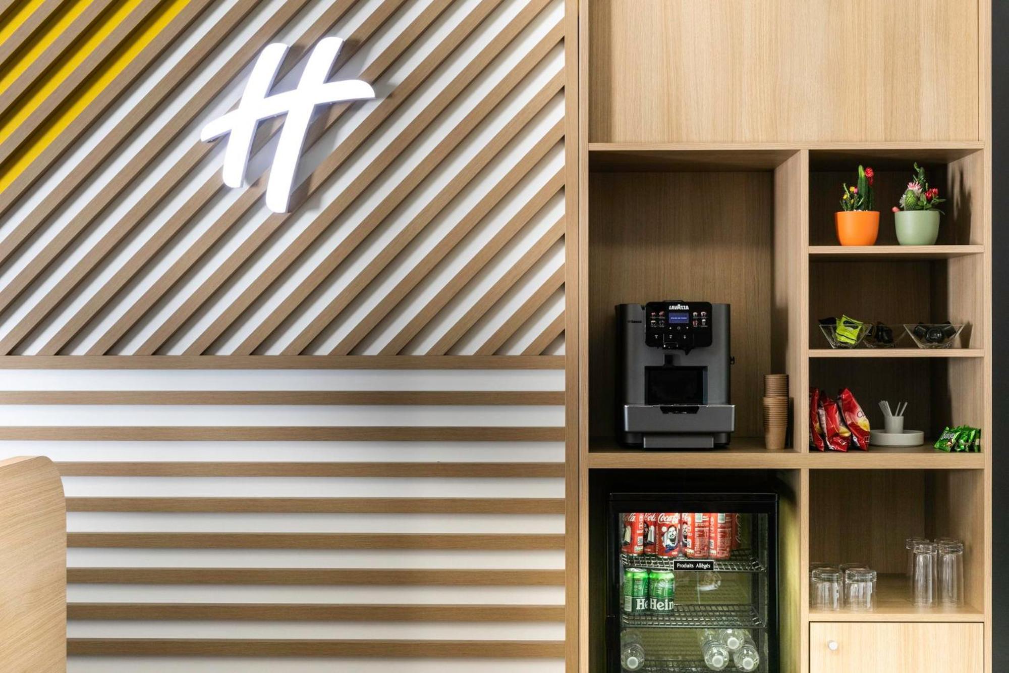 Holiday Inn Perpignan, An Ihg Hotel Zewnętrze zdjęcie