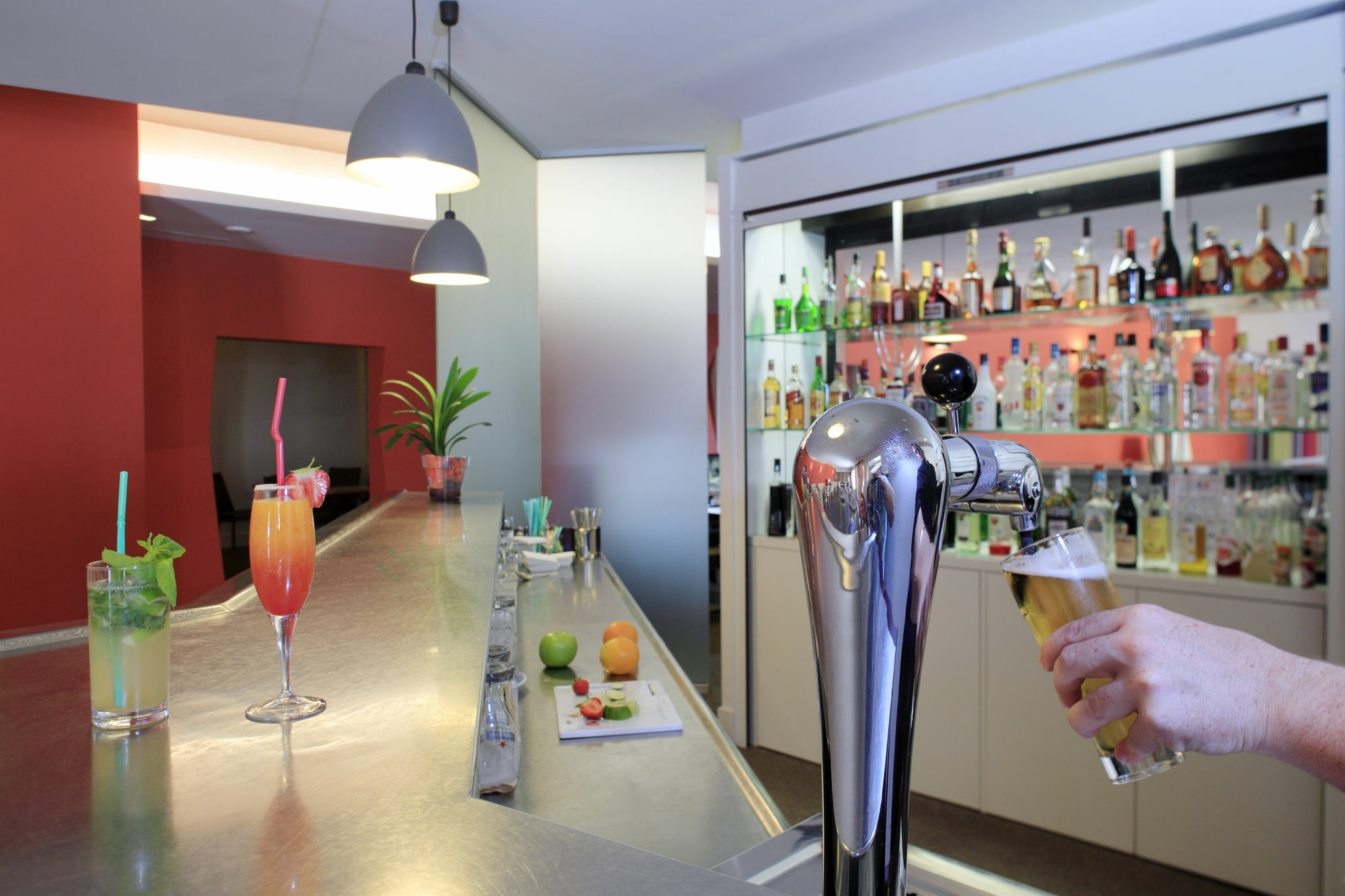 Holiday Inn Perpignan, An Ihg Hotel Zewnętrze zdjęcie